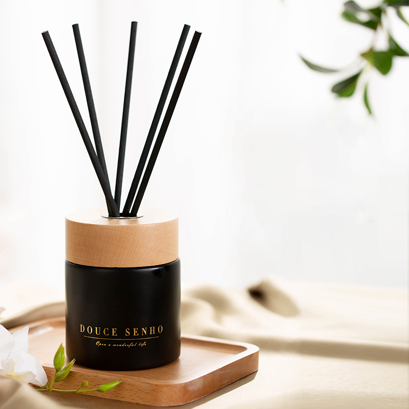 M&Scent Black Bottle Perfume Aroma Reed Diffuser Oil, Fragrance Thailand Reed Diffusers Gift Set