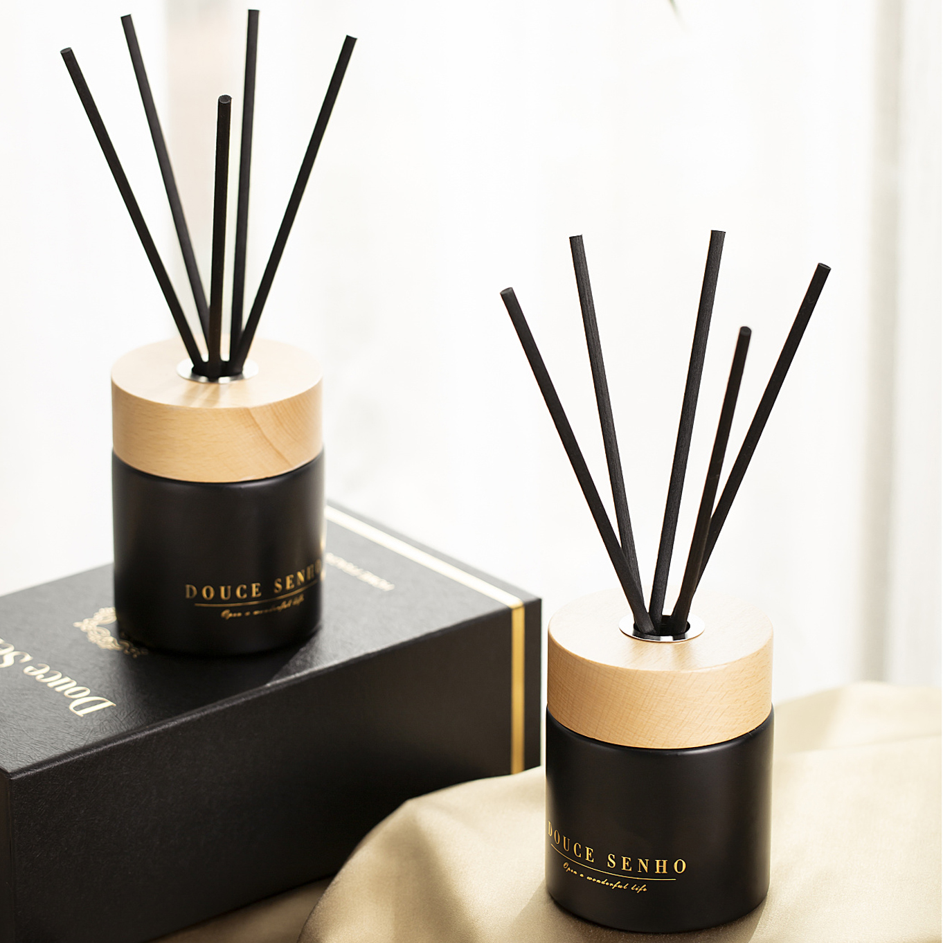 M&Scent Black Bottle Perfume Aroma Reed Diffuser Oil, Fragrance Thailand Reed Diffusers Gift Set