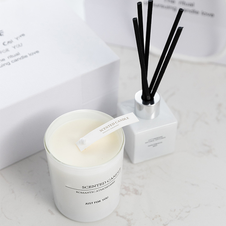 140g Home Scented Candle Fragrance Reed Diffuser Gift Set A99199		