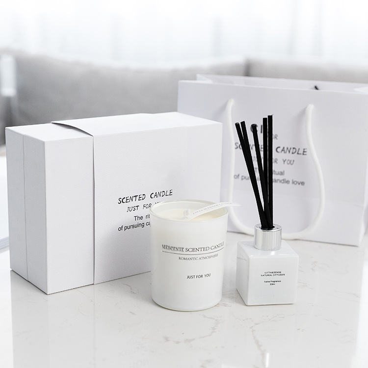 140g Home Scented Candle Fragrance Reed Diffuser Gift Set A99199		