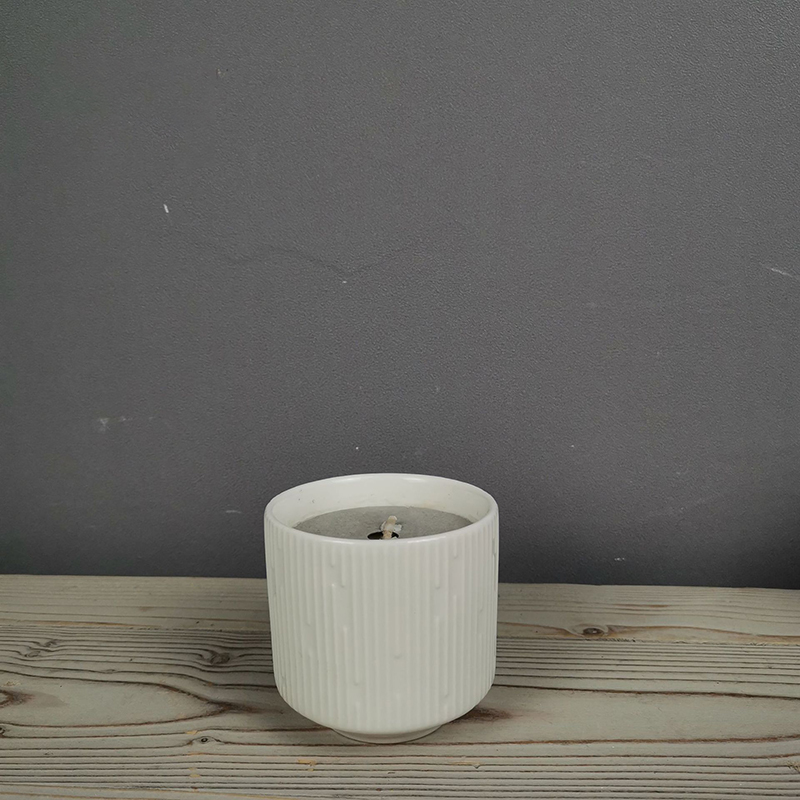 M&Scent Wholesale Luxury Ceramic Empty Square Matte Black Unique Amber Candle Jars With Wooden Lids