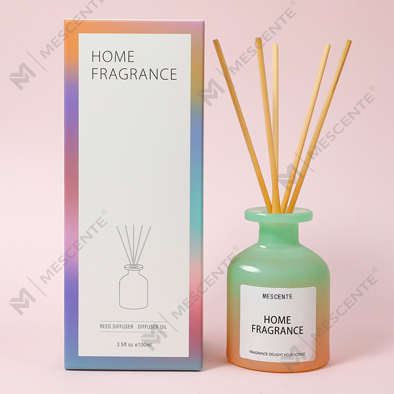Wholesale  Unique Glass Bottle Fragrance Flowers Reed Diffuser Oil Refill With Packaging Boxes Gift Set