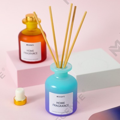 Wholesale  Unique Glass Bottle Fragrance Flowers Reed Diffuser Oil Refill With Packaging Boxes Gift Set