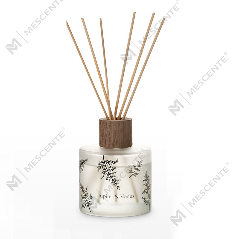 M&Scent Wholesale Luxury Custom Decorative Amber Glass No Fire Unique Transparent Floral Aroma Reed Diffuser