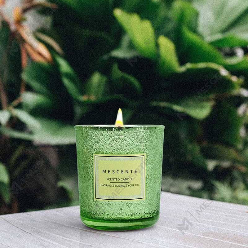 Wholesale Personalized Manufacturers Luxury Home Decor Gift Packaging Color Jar Wax Scented Candle With Dried Flowers