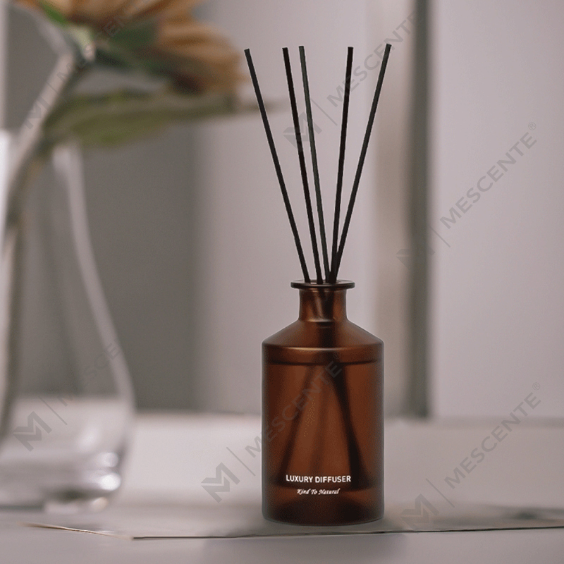 M&Scent Custom Luxury Frosted Glass Bottle Home Essential Oil Reed Diffuser