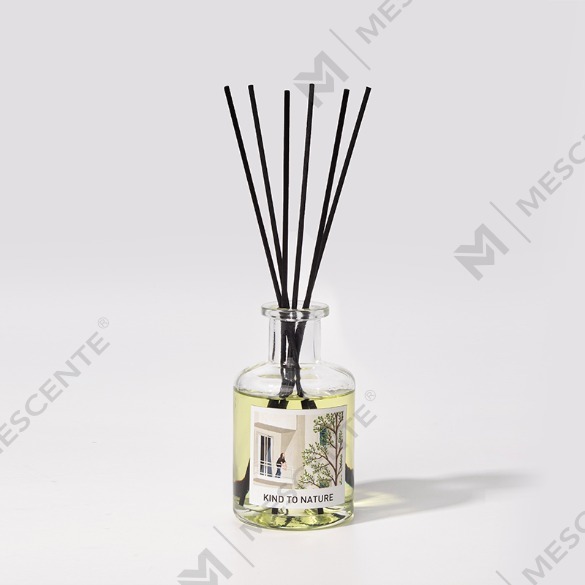 M&Scent Luxury 200ml Customized White Bottle Wooden Sticks Reed Diffuser with Box