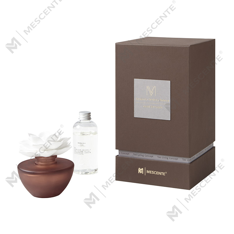 White Flower Mini Perfume Aroma Reed Diffuser Oil, fragrance Thailand Reed Diffusers Gift Set
