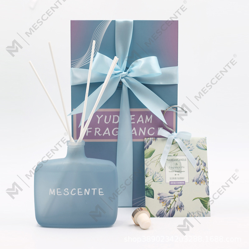 Candle and Reed Diffuser Gift Set, Scented Candles Aroma Reed Diffuser