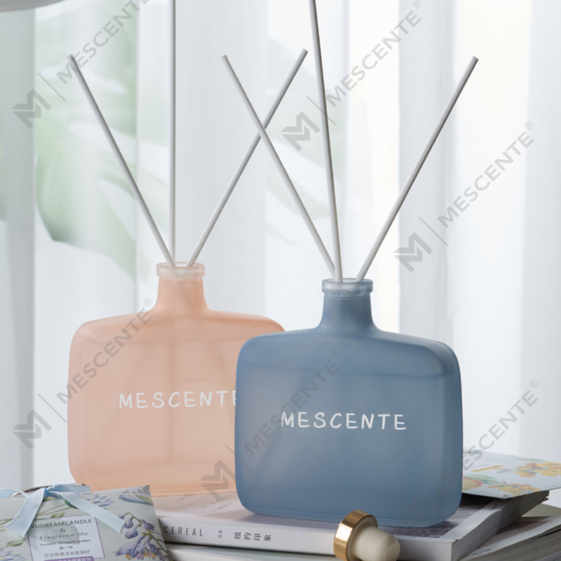 Candle and Reed Diffuser Gift Set, Scented Candles Aroma Reed Diffuser