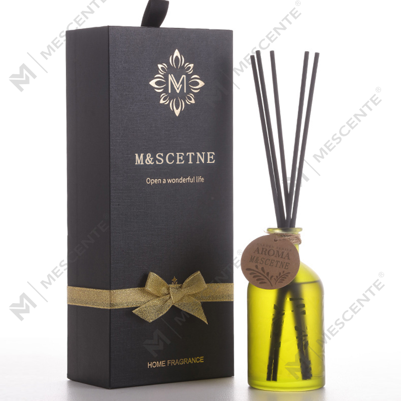 M&Scent Luxury Custom Private Label Glass Bottle Flower Liquid Reed Diffuser With Gift Box
