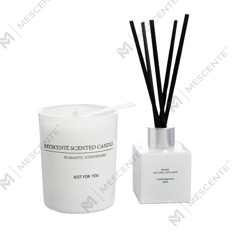 140g Home Scented Candle Fragrance Reed Diffuser Gift Set A99199		