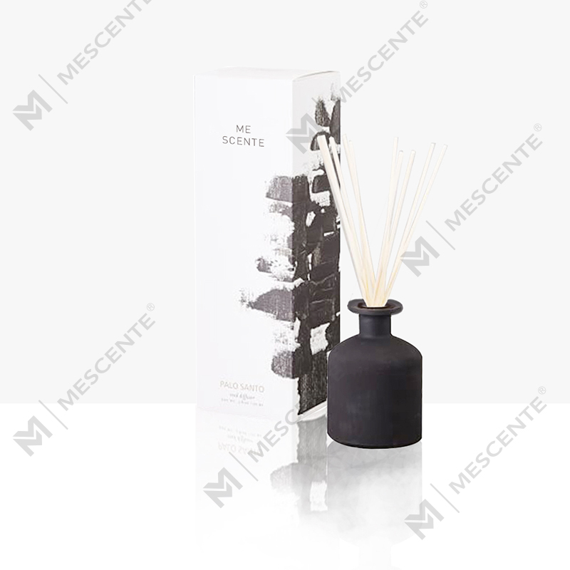 Mescente Luxury 180ml Customised Glass Bottle Essential Oil Reed Diffuser For Hotels