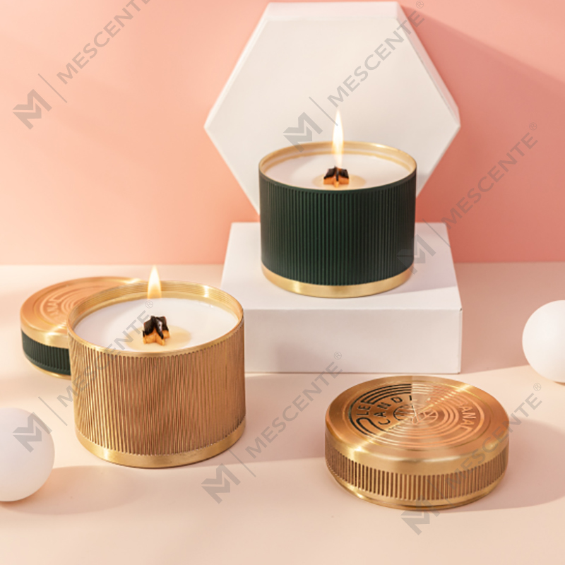 Luxury Customised  Private Label Citta Labeled Wooden Wick Scented Soy Wax Candles With Dried Flowers