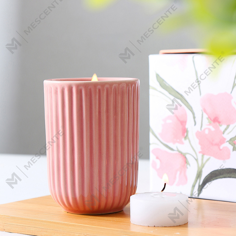 Wholesale Luxury High Quality Customised Private Label Colored Ceramic Soy Wax Woodwick Scented Candles In Bulk