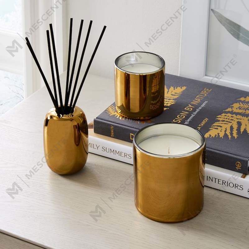 Amazon Luxury Custom Gold Print Logo Black Glass Jar Scented Soy Wax Candle Decoration Gift Set
