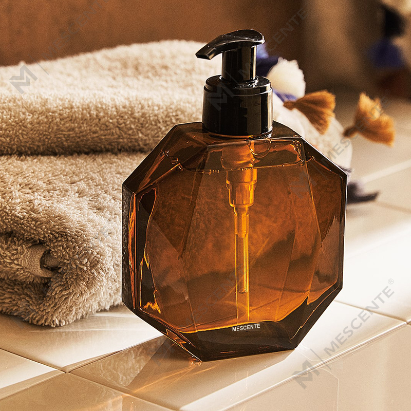 Private Label Essential Oil Room Spray with Box M&scent Custom Luxury Room & Linen Air Fresheners Glass Bottle,color Box Liquid