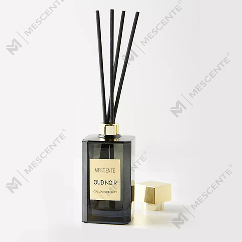 Travertine Decorative Big Bottles Porcelaine White Label Thailand Fragance Reed Diffusers Vessel